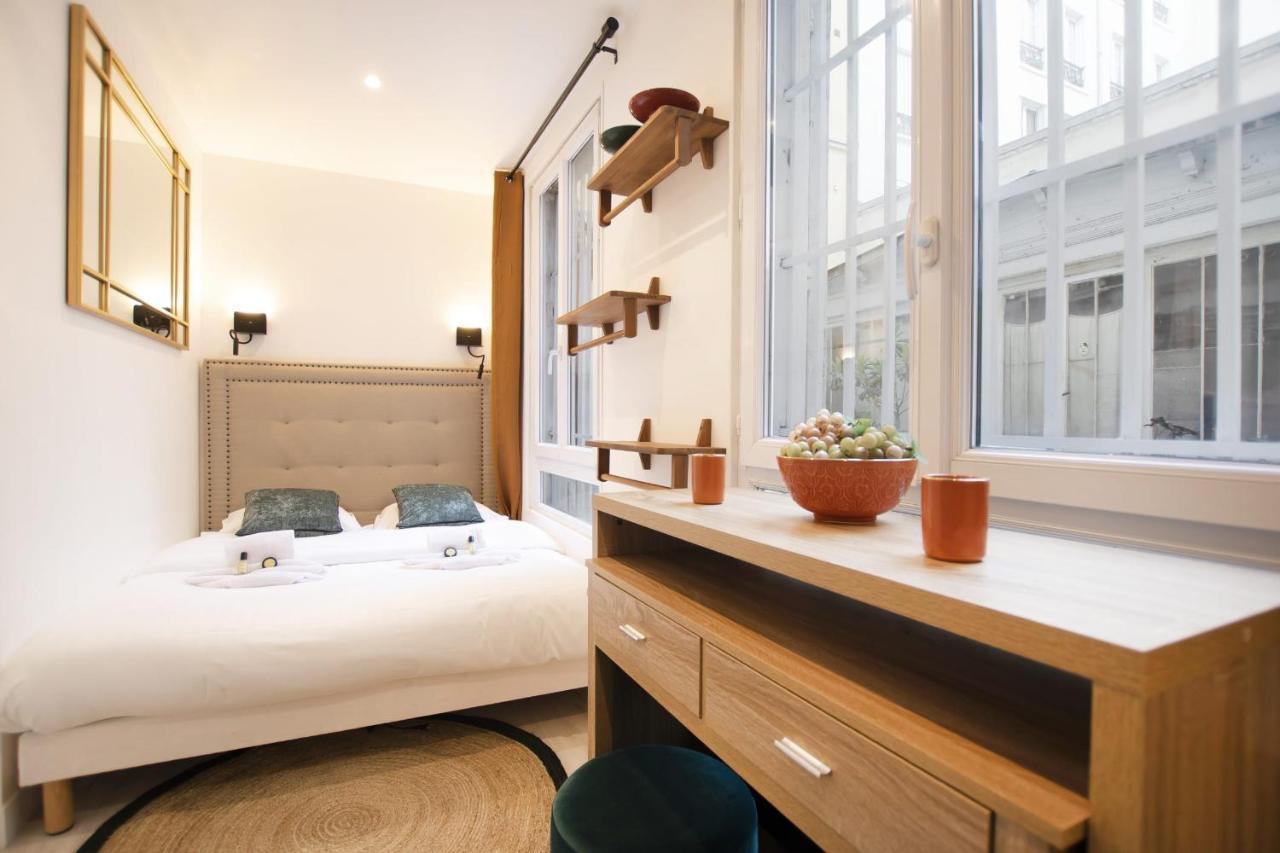 Guestready - Studio With Jacuzzi In The 10 Th Leilighet Paris Eksteriør bilde